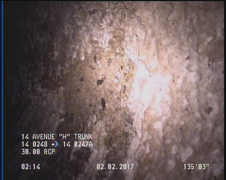 Surface Aggregate Projecting, from 09 to 03 o'clock, within 8 inches of joint: NO, Start