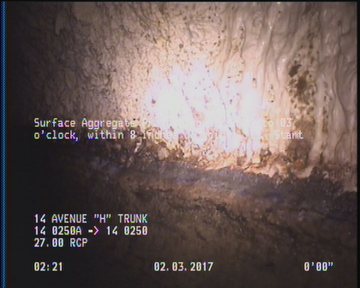 Surface Aggregate Projecting, from 09 to 03 o'clock, within 8 inches of joint: YES, Start