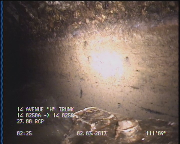 Deposits Attached Grease, 5 %of cross sectional area, from 03 to 09 o'clock, , within 8 inches of joint: YES, Start