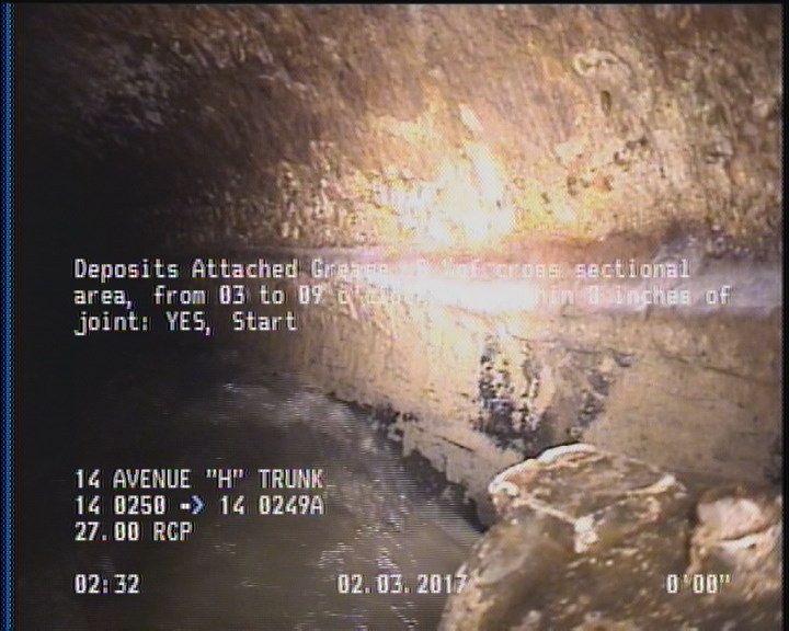 Deposits Attached Grease, 5 %of cross sectional area, from 03 to 09 o'clock, , within 8 inches of joint: YES, Start