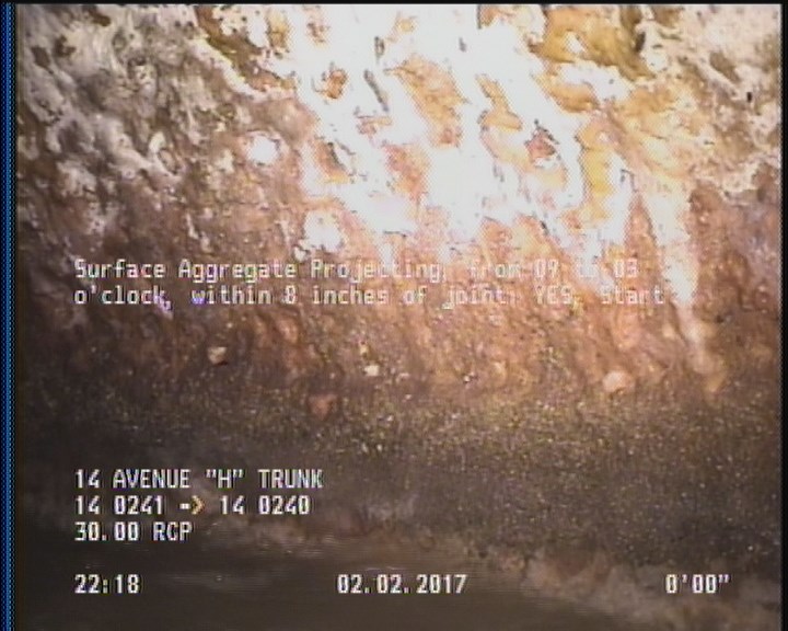 Surface Aggregate Projecting, from 09 to 03 o'clock, within 8 inches of joint: YES, Start
