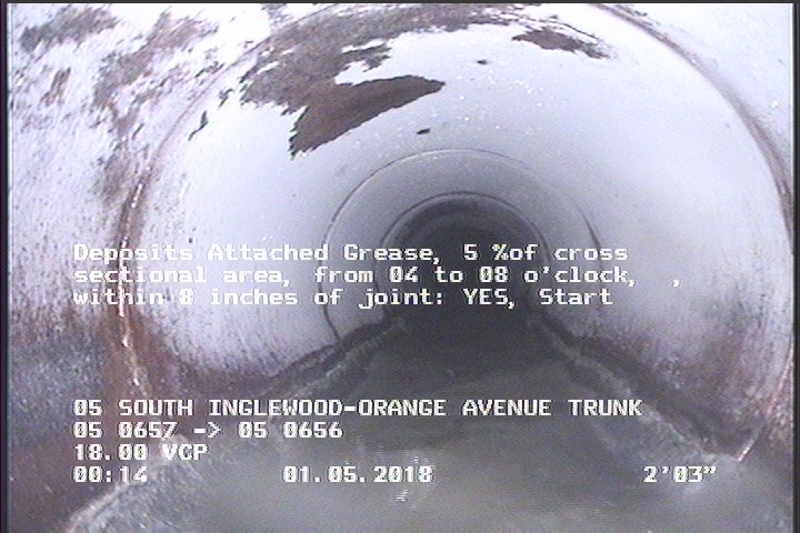 Deposits Attached Grease, 5 %of cross sectional area, from 04 to 08 o'clock, , within 8 inches of joint: YES, Start