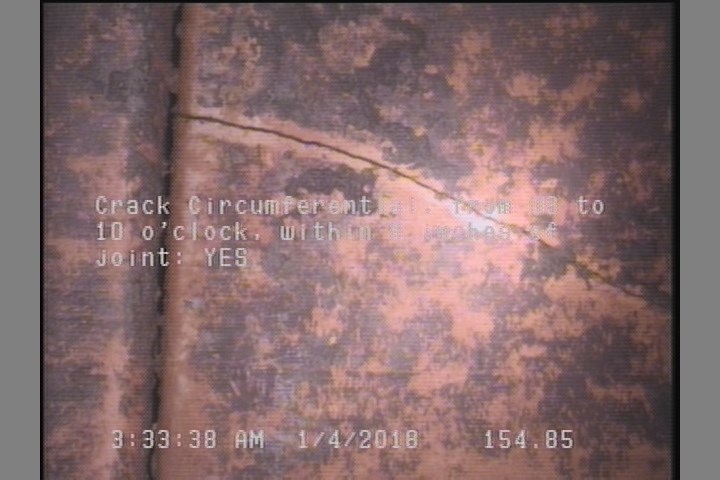 Crack Circumferential, from 08 to 10 o'clock, within 8 inches of joint: YES