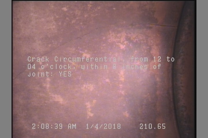 Crack Circumferential, from 12 to 04 o'clock, within 8 inches of joint: YES