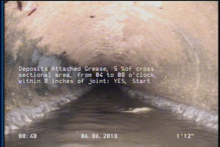 Deposits Attached Grease, 5 %of cross sectional area, from 04 to 08 o'clock, , within 8 inches of joint: YES, Start