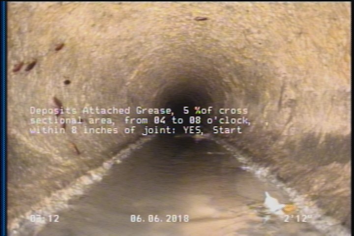 Deposits Attached Grease, 5 %of cross sectional area, from 04 to 08 o'clock, , within 8 inches of joint: YES, Start
