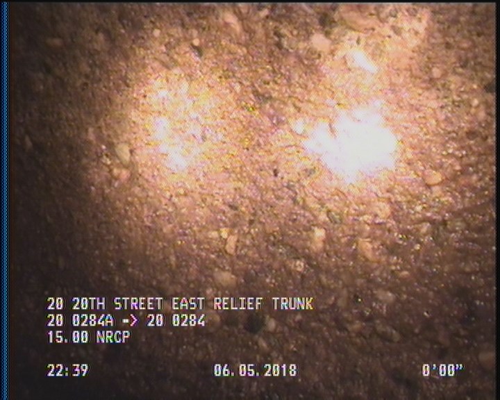 Surface Aggregate Projecting, from 08 to 04 o'clock, within 8 inches of joint: YES, Start