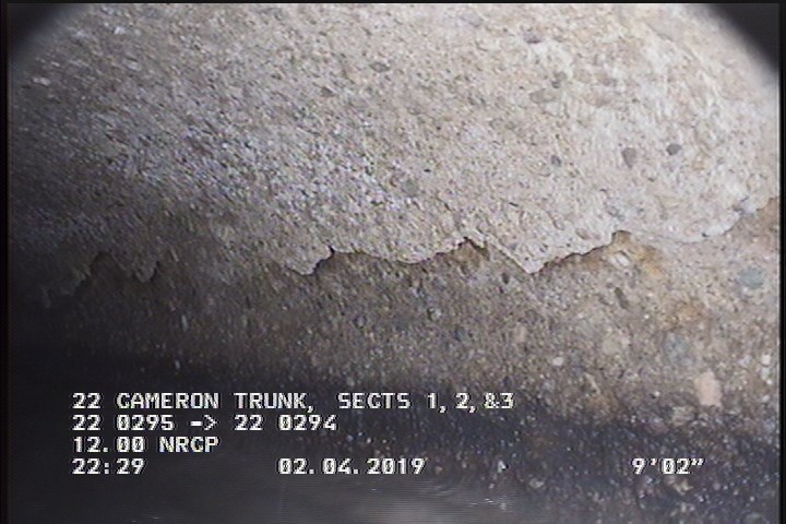 Surface Spalling, from 08 to 04 o'clock, within 8 inches of joint: YES, Start