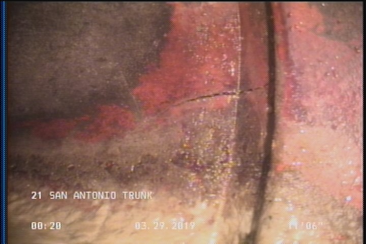 Fracture Multiple, from 08 to 04 o'clock, within 8 inches of joint: YES, Start