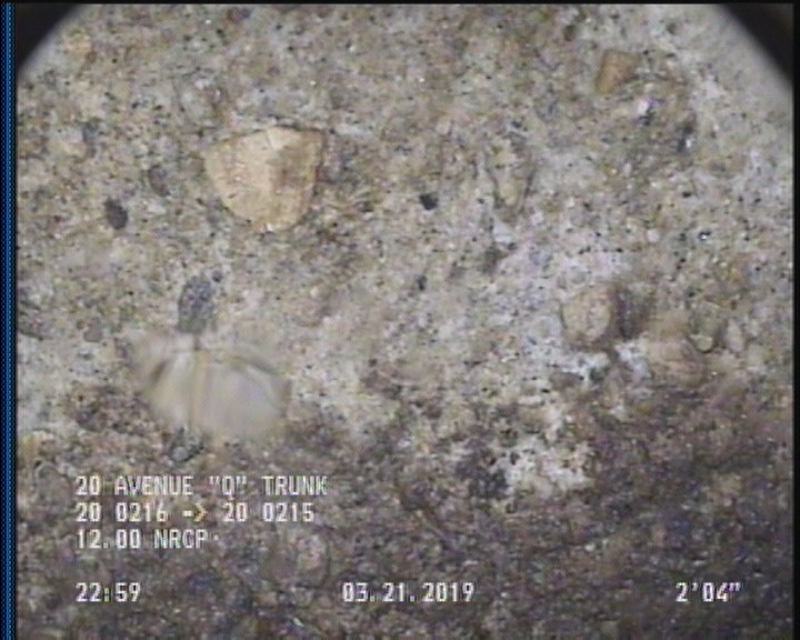 Surface Aggregate Projecting, from 08 to 04 o'clock, within 8 inches of joint: YES, Start