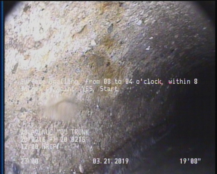 Surface Spalling, from 08 to 04 o'clock, within 8 inches of joint: YES, Start