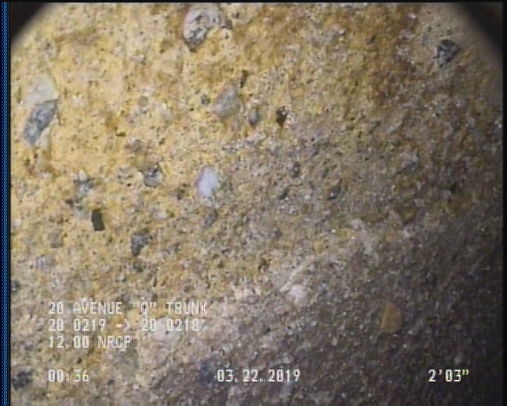 Surface Spalling, from 08 to 04 o'clock, within 8 inches of joint: YES, Start