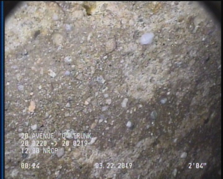 Surface Aggregate Projecting, from 08 to 04 o'clock, within 8 inches of joint: YES, Start