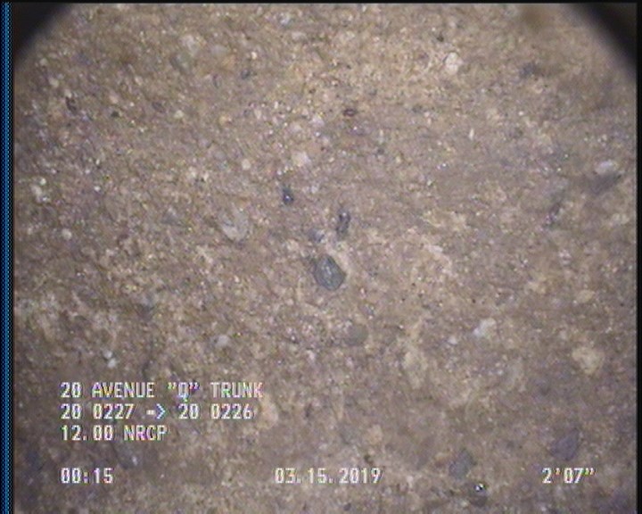 Surface Aggregate Projecting, from 08 to 04 o'clock, within 8 inches of joint: YES, Start