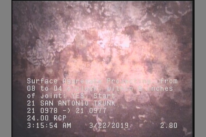 Surface Aggregate Projecting, from 08 to 04 o'clock, within 8 inches of joint: YES, Start