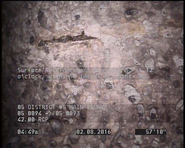 Surface Reinforcement Projecting, at 12 o'clock, within 8 inches of joint: NO