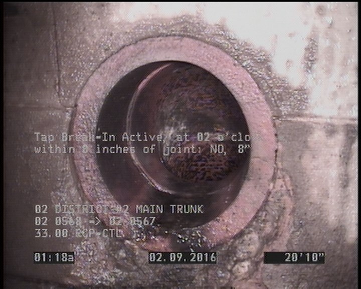 Tap Break-In Active, at 02 o'clock, -, within 8 inches of joint: NO, 8"