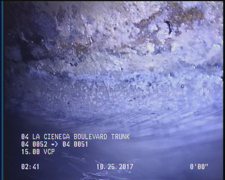 Deposits Attached Grease, 5 %of cross sectional area, from 04 to 08 o'clock, , within 8 inches of joint: YES, Start