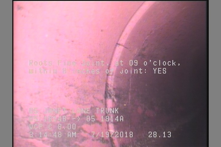 Roots Fine Joint, at 09 o'clock, within 8 inches of joint: YES