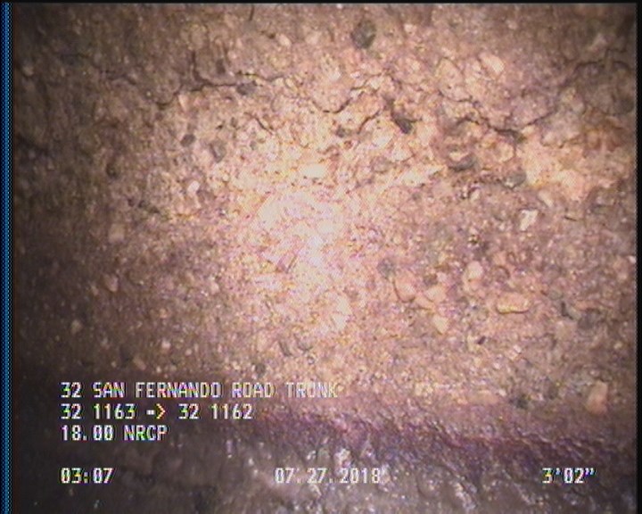 Surface Aggregate Projecting, from 08 to 04 o'clock, within 8 inches of joint: YES, Start