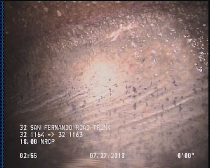 Deposits Attached Grease, 5 %of cross sectional area, from 04 to 08 o'clock, , within 8 inches of joint: YES, Start