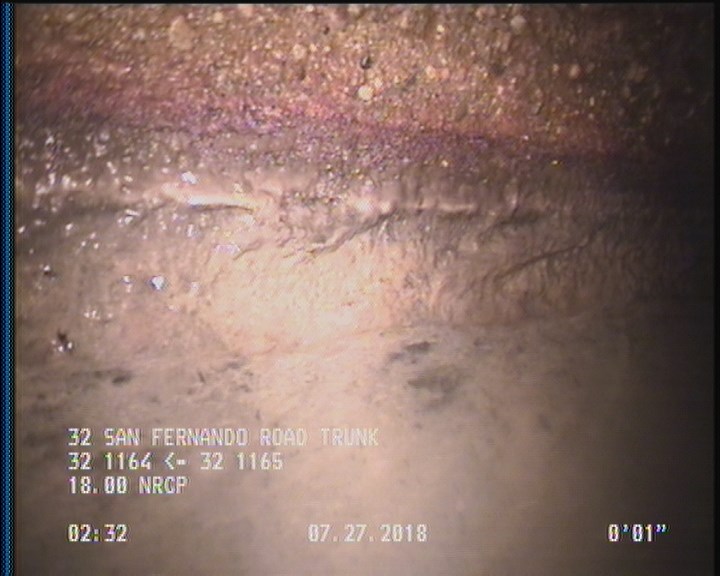 Deposits Attached Grease, 5 %of cross sectional area, from 04 to 08 o'clock, , within 8 inches of joint: YES, Start