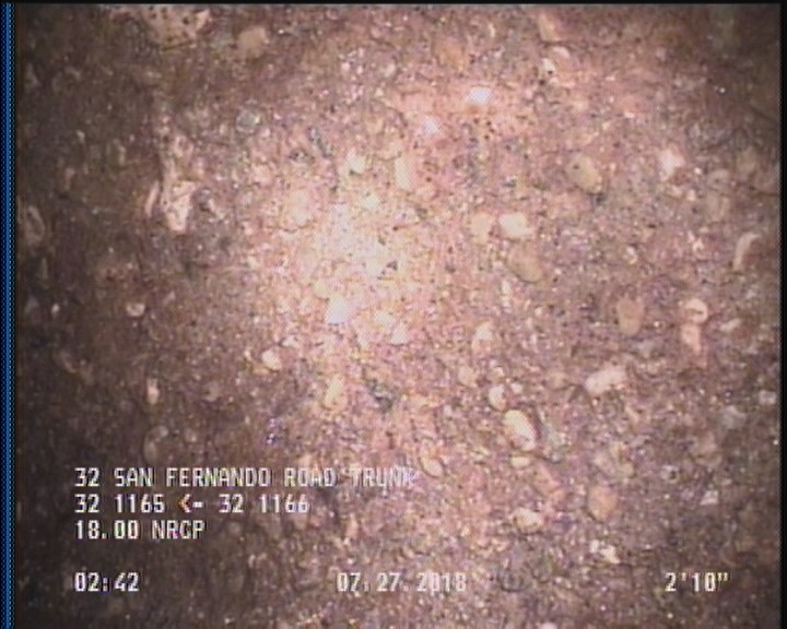 Surface Aggregate Projecting, from 08 to 04 o'clock, within 8 inches of joint: YES, Start