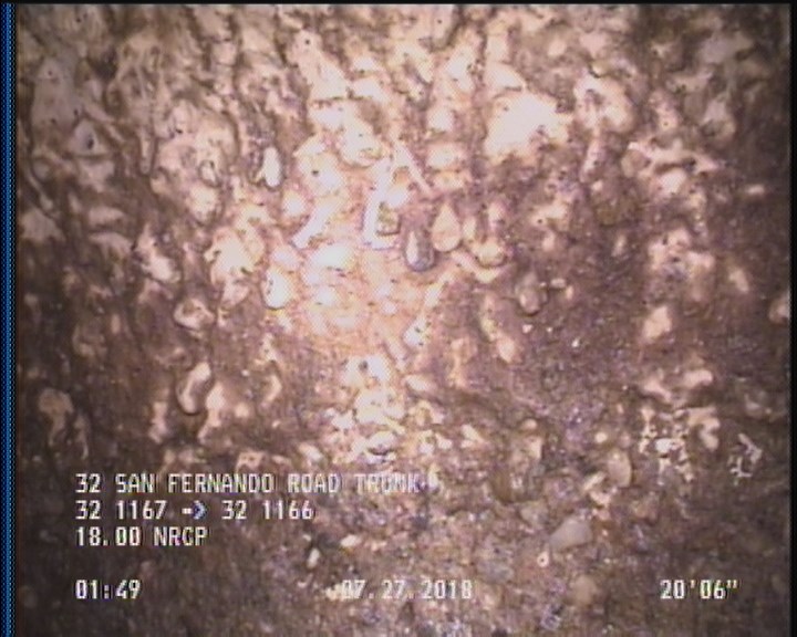 Surface Aggregate Projecting, from 08 to 04 o'clock, within 8 inches of joint: YES, Start