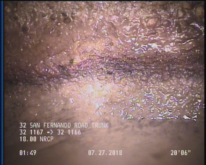 Deposits Attached Grease, 5 %of cross sectional area, from 04 to 08 o'clock, , within 8 inches of joint: YES, Start