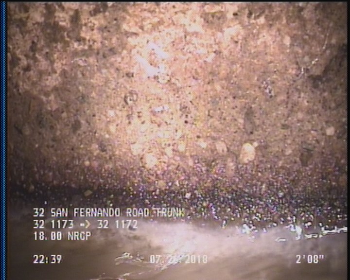 Surface Aggregate Projecting, from 08 to 04 o'clock, within 8 inches of joint: YES, Start