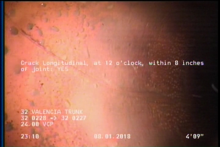 Crack Longitudinal, at 12 o'clock, within 8 inches of joint: YES