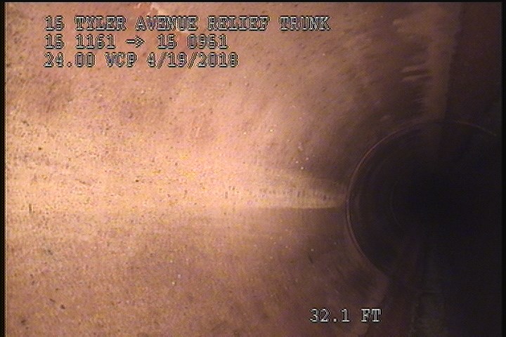 Surface Spalling, at 12 o'clock, within 8 inches of joint: YES - POSSIBLE