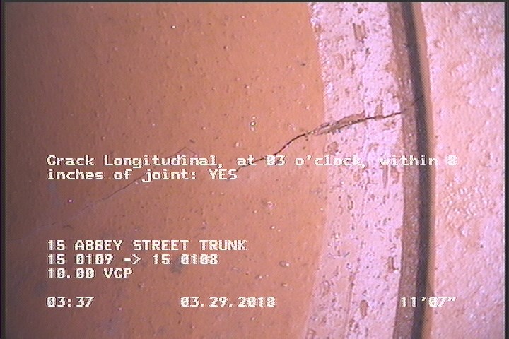 Crack Longitudinal, at 03 o'clock, within 8 inches of joint: YES