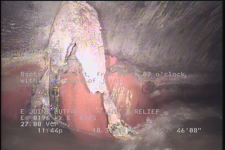 Deposits Attached Encrustation, 5 %of cross sectional area, from 10 to 02 o'clock, , within 8 inches of joint: YES, Start