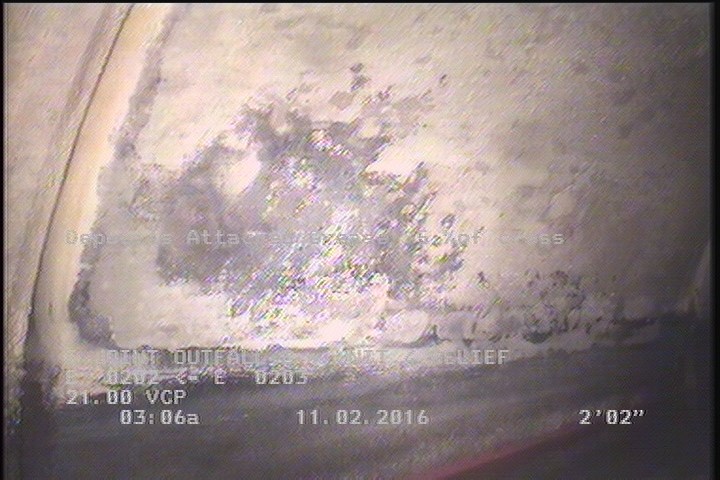 Deposits Attached Grease, 5 %of cross sectional area, from 04 to 08 o'clock, , within 8 inches of joint: YES, Start