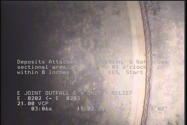 Deposits Attached Encrustation, 5 %of cross sectional area, from 09 to 03 o'clock, , within 8 inches of joint: YES, Start