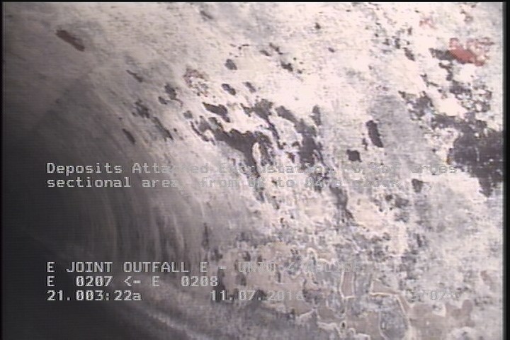 Deposits Attached Encrustation, 5 %of cross sectional area, from 08 to 04 o'clock, , within 8 inches of joint: YES, Start