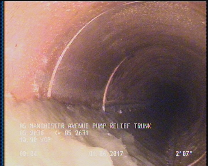 Deposits Attached Grease, 5 %of cross sectional area, from 04 to 08 o'clock, , within 8 inches of joint: YES, Start
