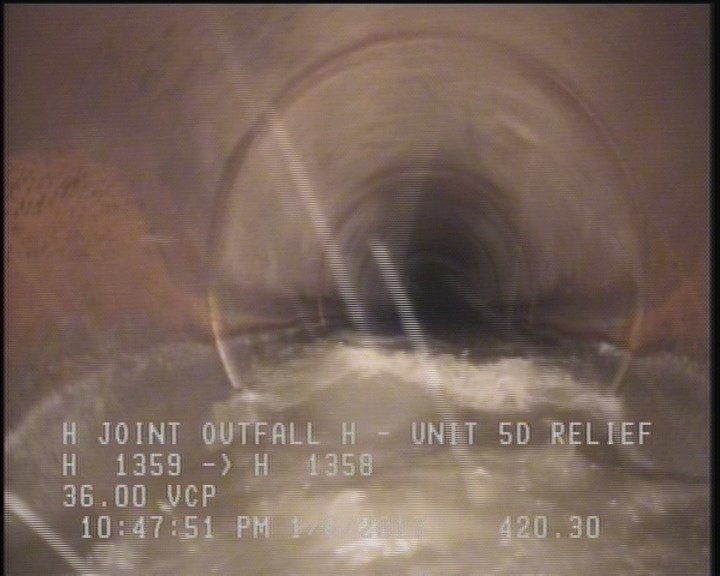 Obstacles Other, 15 %of cross sectional area, from 04 to 08 o'clock - DEBRIS NOT VISIBLE