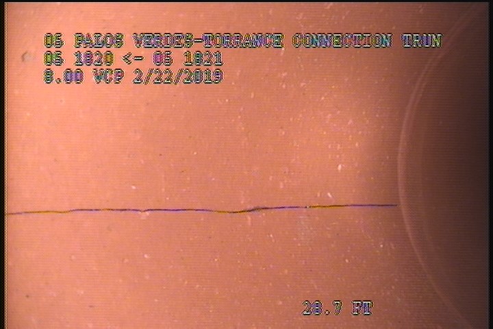 Crack Longitudinal, at 11 o'clock, within 8 inches of joint: YES