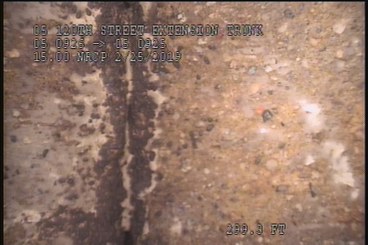 Surface Spalling, from 08 to 04 o'clock, within 8 inches of joint: YES, Start
