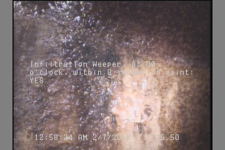 Infiltration Weeper, at 09 o'clock, within 8 inches of joint: YES
