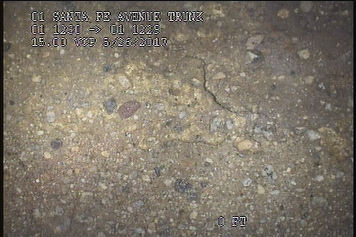 Surface Spalling, from 08 to 04 o'clock, within 8 inches of joint: YES, Start - PEELING CONCRETE SEVERE AGG ATTCHED