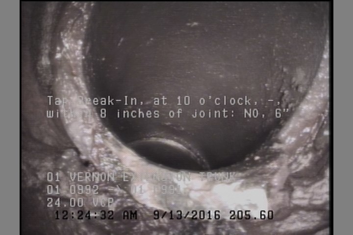 Tap Break-In, at 10 o'clock, -, within 8 inches of joint: NO, 6"
