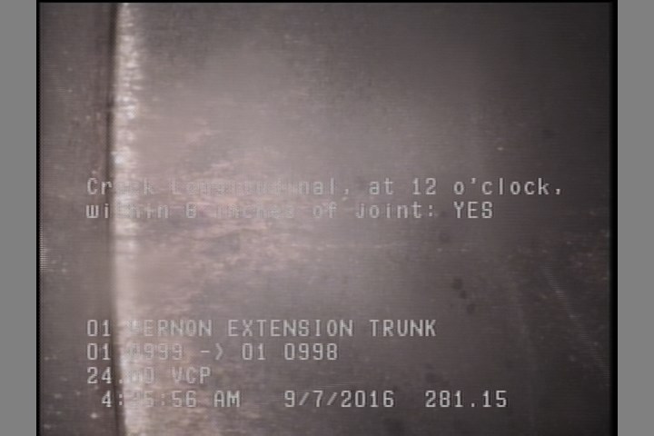 Crack Longitudinal, at 12 o'clock, within 8 inches of joint: YES