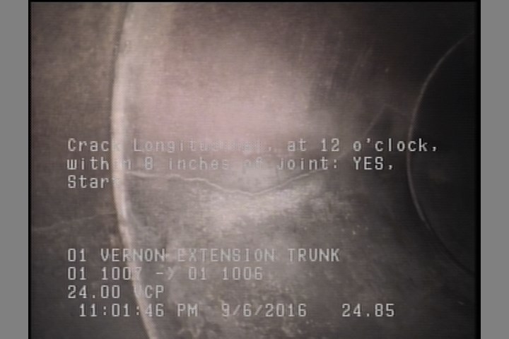 Crack Longitudinal, at 12 o'clock, within 8 inches of joint: YES, Start