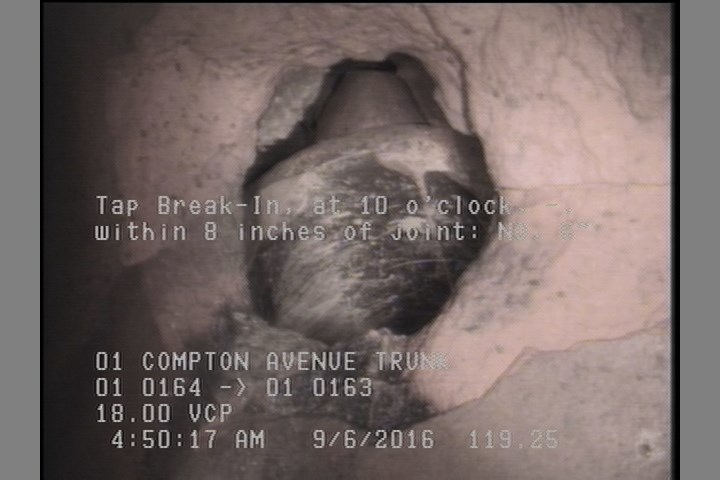 Tap Break-In, at 10 o'clock, -, within 8 inches of joint: NO, 6"