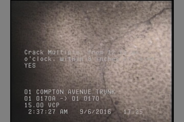 Crack Multiple, from 12 to 04 o'clock, within 8 inches of joint: YES