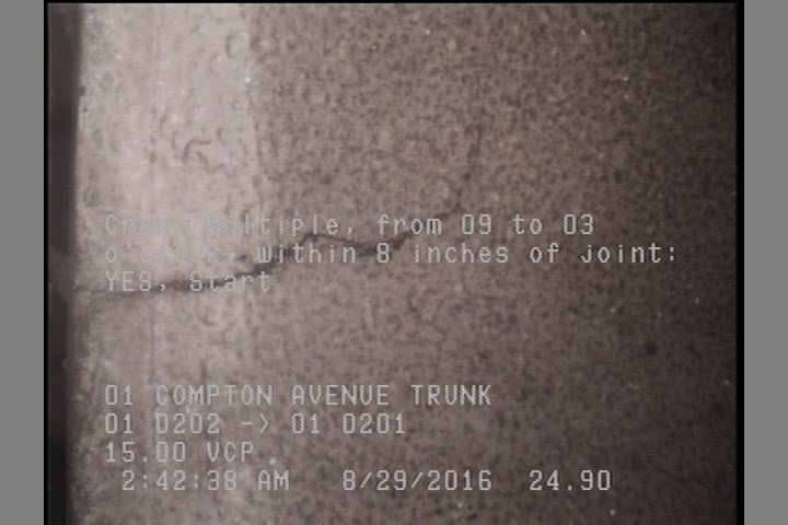 Crack Multiple, from 09 to 03 o'clock, within 8 inches of joint: YES, Start