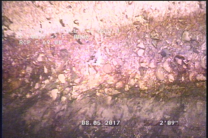 Surface Aggregate Missing, from 09 to 03 o'clock, within 8 inches of joint: YES, Start - SEVERE AGG